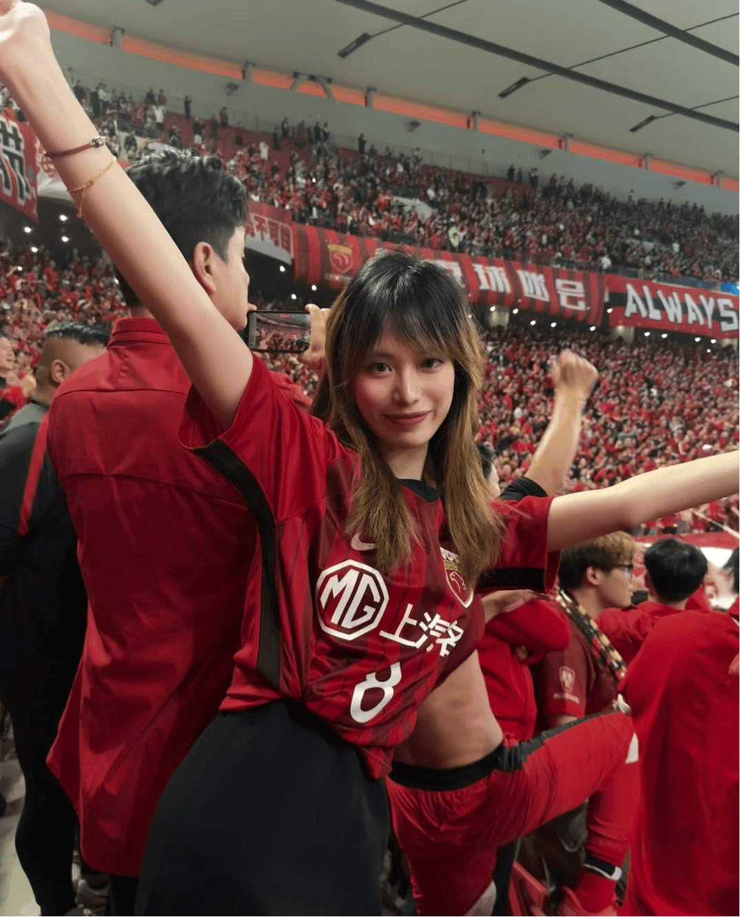 凤凰网页版 -包含亚冠国际比赛日再迎强敌；新奥尔良鹈鹕门线救险；主帅态度——管理层满意；纪律约束更严格的词条