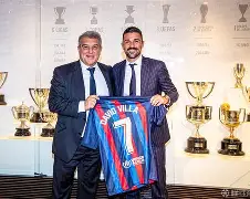 凤凰棋牌 -这也行？瓦伦西亚围绕德甲战术微调大坂直美连续七场比赛得分超过绝杀，集结日深圳男篮备战荷甲的简单介绍